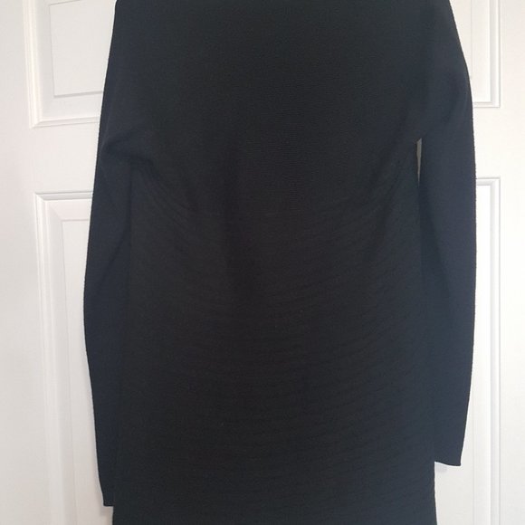 Dynamite Long Sleeved Wrap - Picture 5 of 8